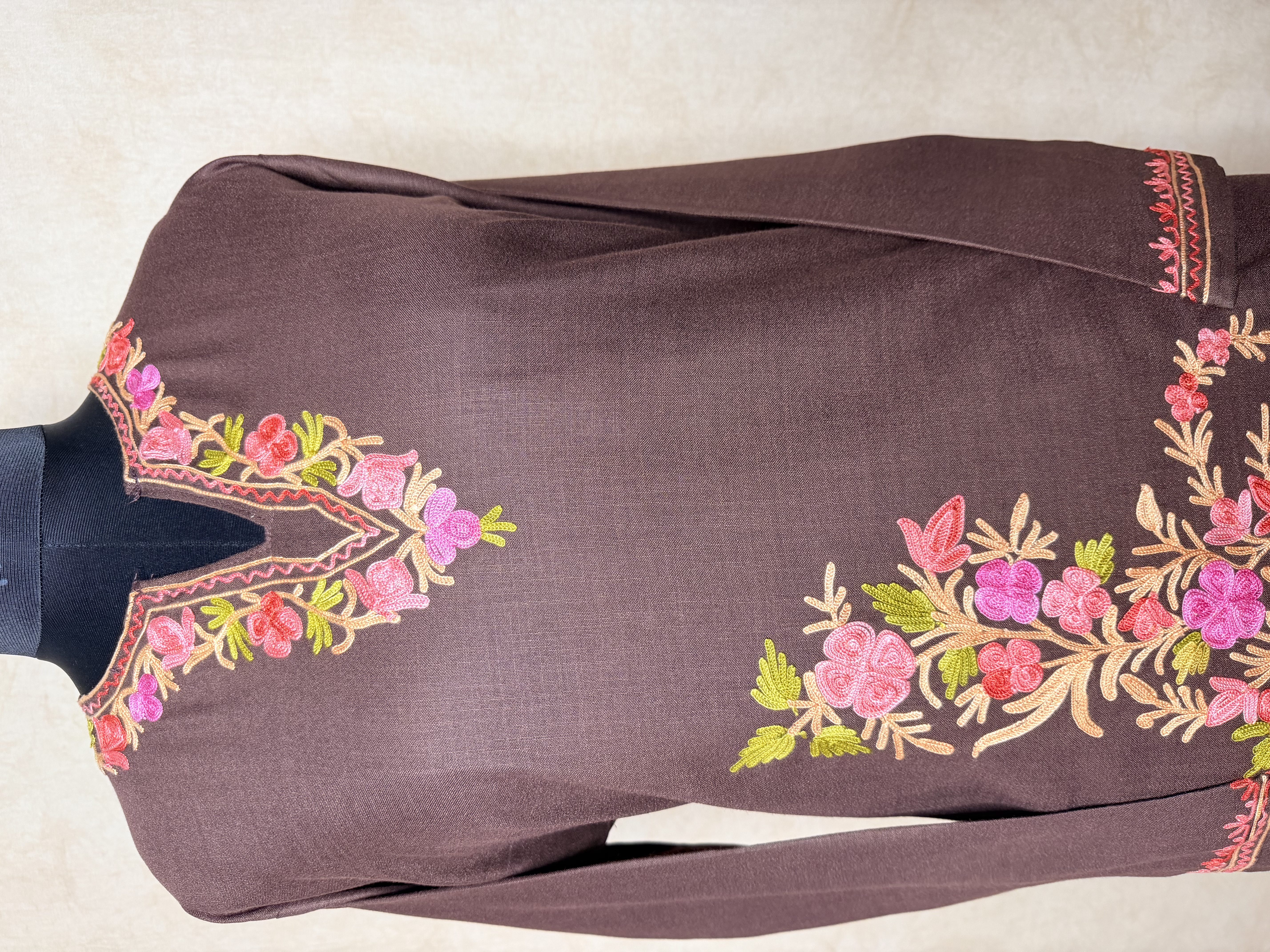 Gulposh Espresso Brown Hand-Guided Aari Embroidered Midi Kurta