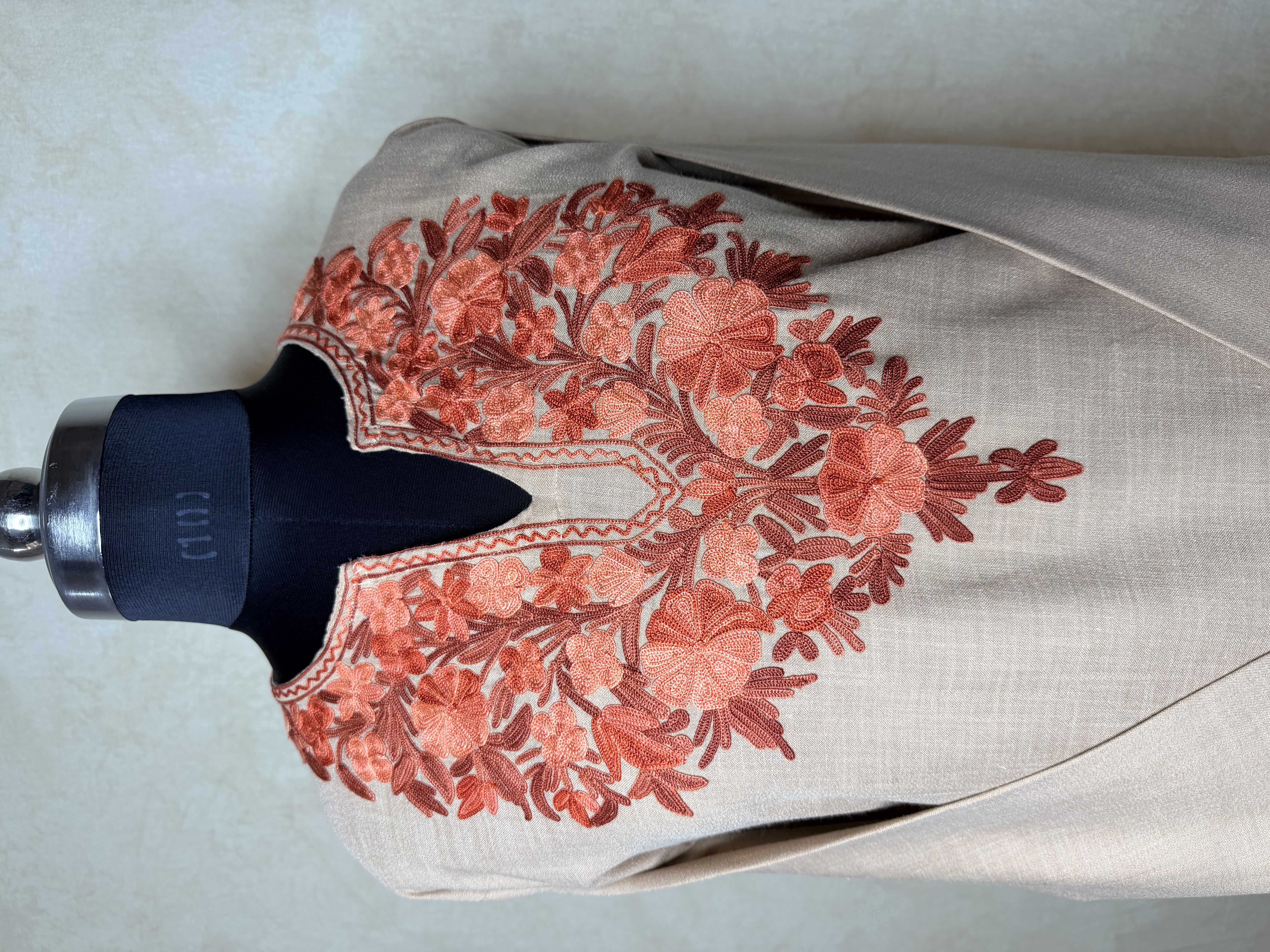 Gulposh Beige Hand-Guided Aari Embroidered Midi Kurta